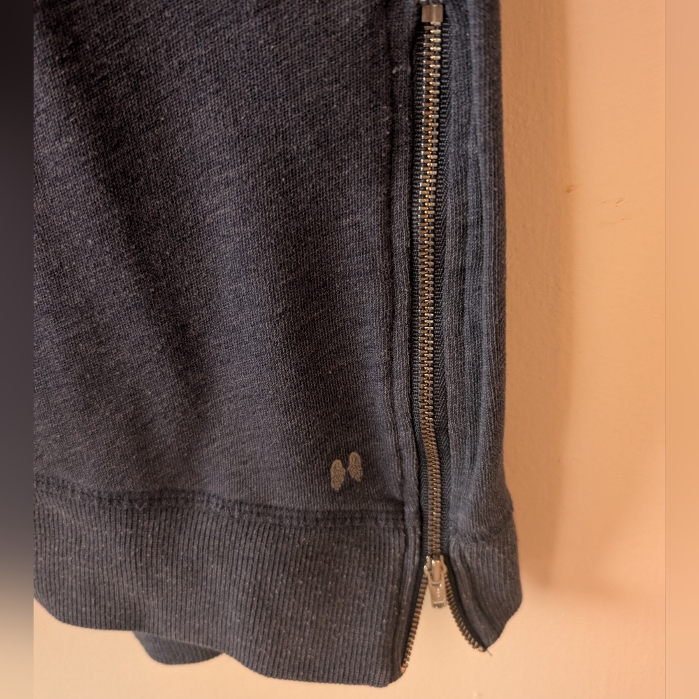 3 For $12 Clearance Victoria's Secret PINK Womens Cotton Sweatshirt - Picture 3 of 5